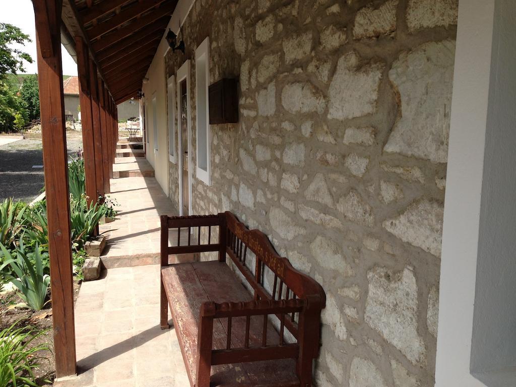 Cziroka Vendeghaz Apartment Tolcsva Luaran gambar